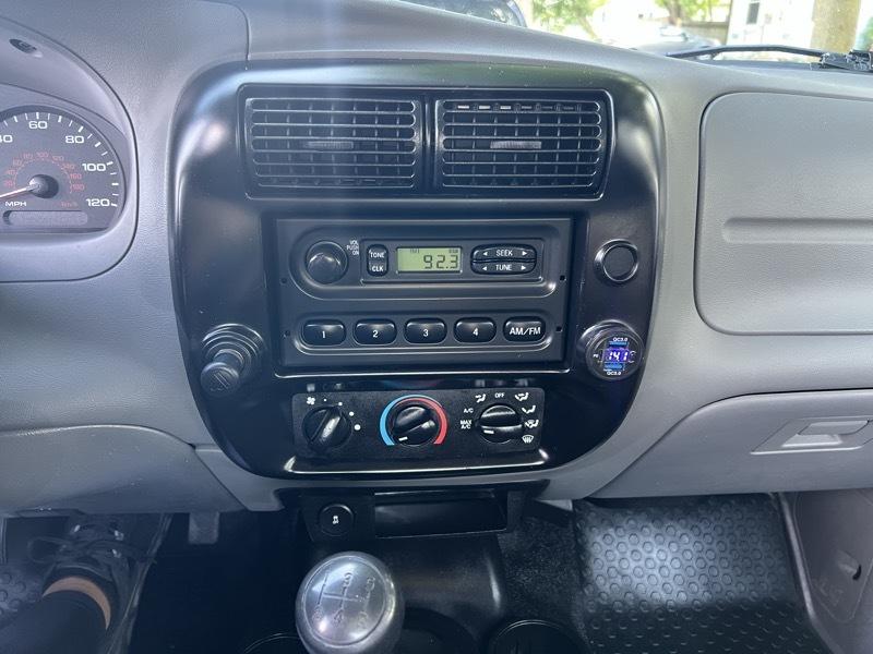 Ford Ranger  2011