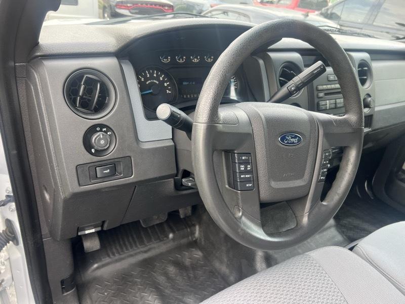 Ford F-150 XL SuperCab 8-ft. Bed 4WD 2014