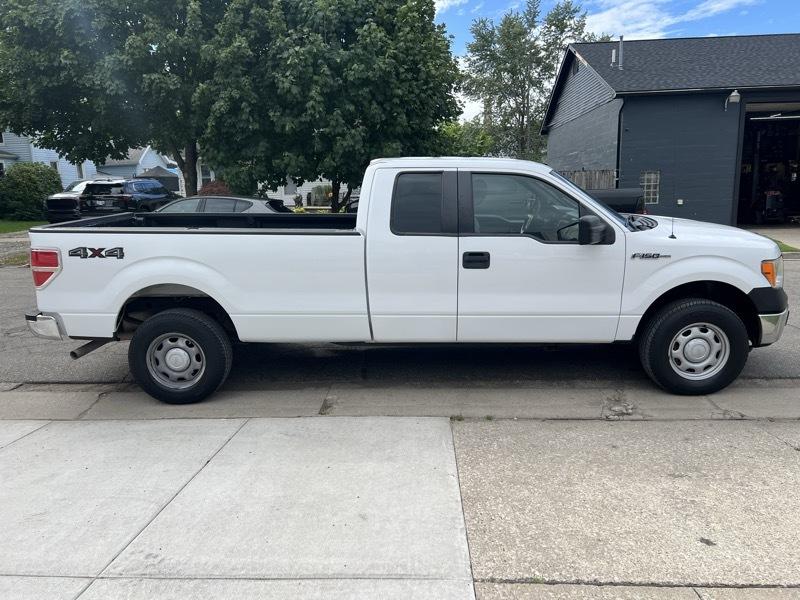 Ford F-150 XL SuperCab 8-ft. Bed 4WD 2014