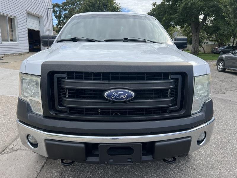 Ford F-150 XL SuperCab 8-ft. Bed 4WD 2014