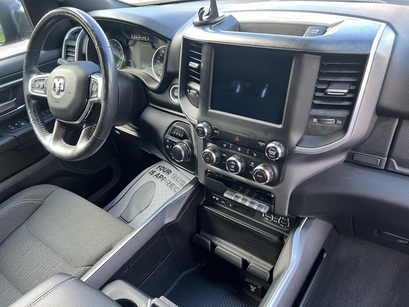 RAM 1500 Big Horn Crew Cab SWB 4WD 2019
