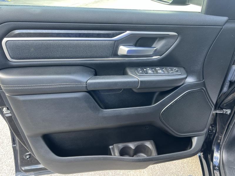 RAM 1500 Big Horn Crew Cab SWB 4WD 2019