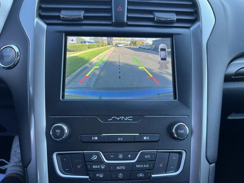 Ford Fusion Hybrid SEL 2019