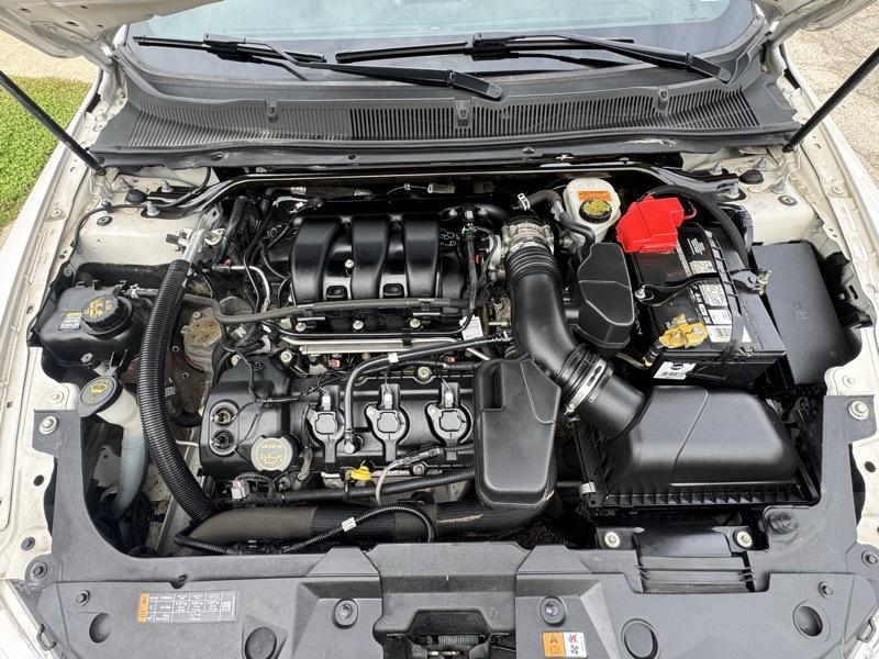 Ford Taurus Limited AWD 2018