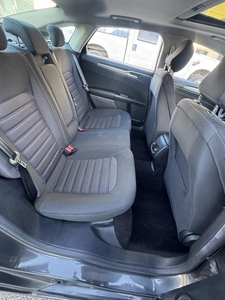 Ford Fusion SE 2020