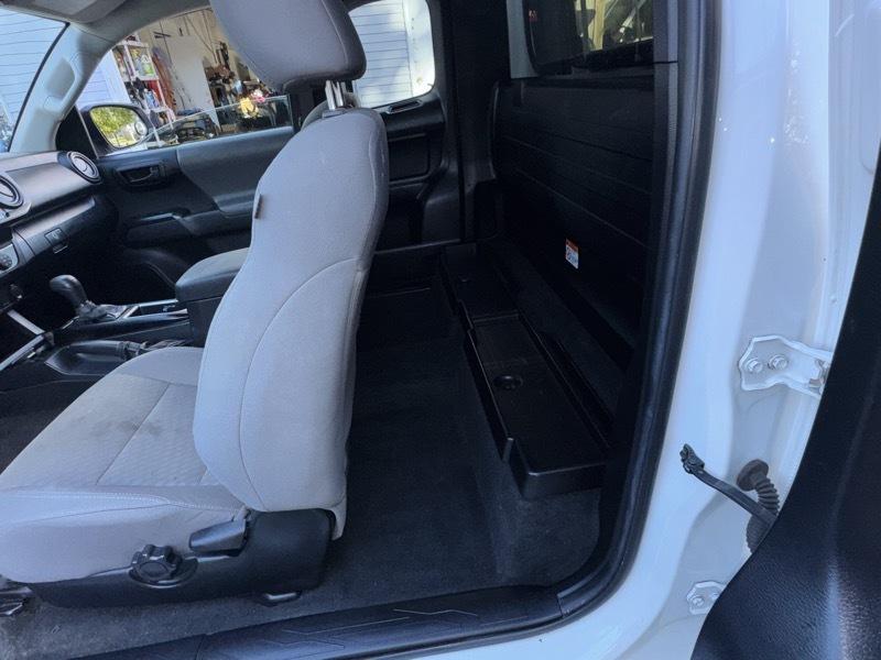 Toyota Tacoma SR5 Access Cab I4 6AT 2WD 2023