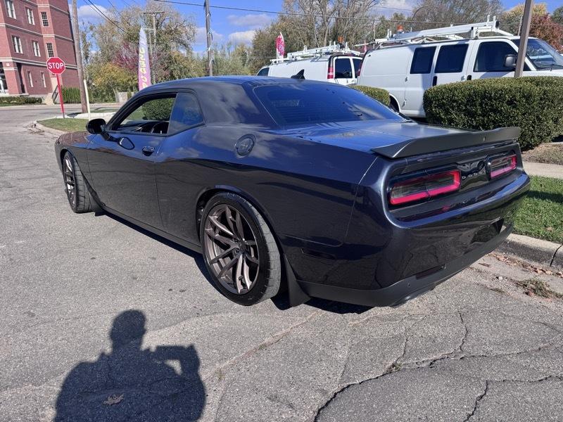 Dodge Challenger R/T 392 Scat Pack Shaker RWD 2016