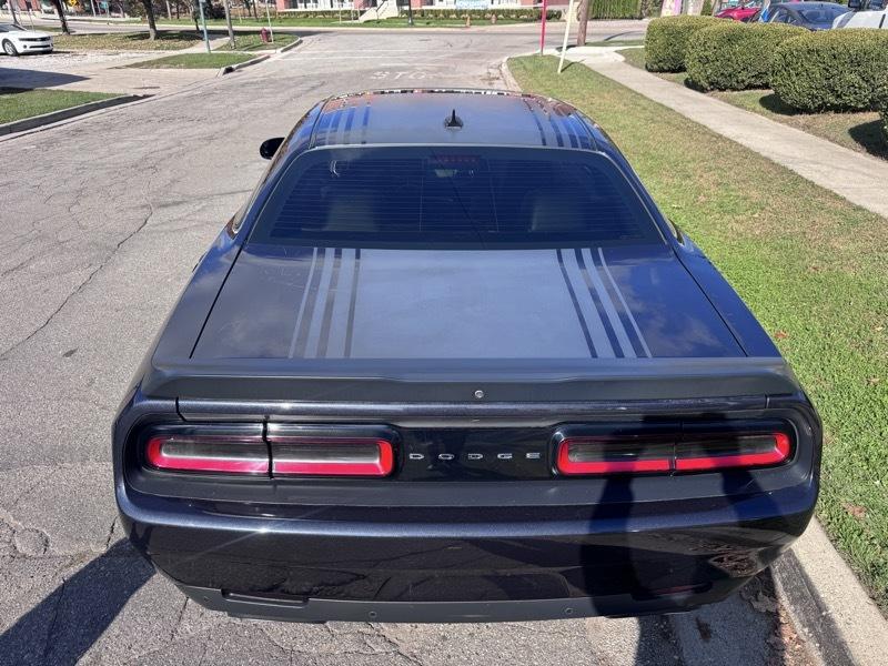Dodge Challenger R/T 392 Scat Pack Shaker RWD 2016