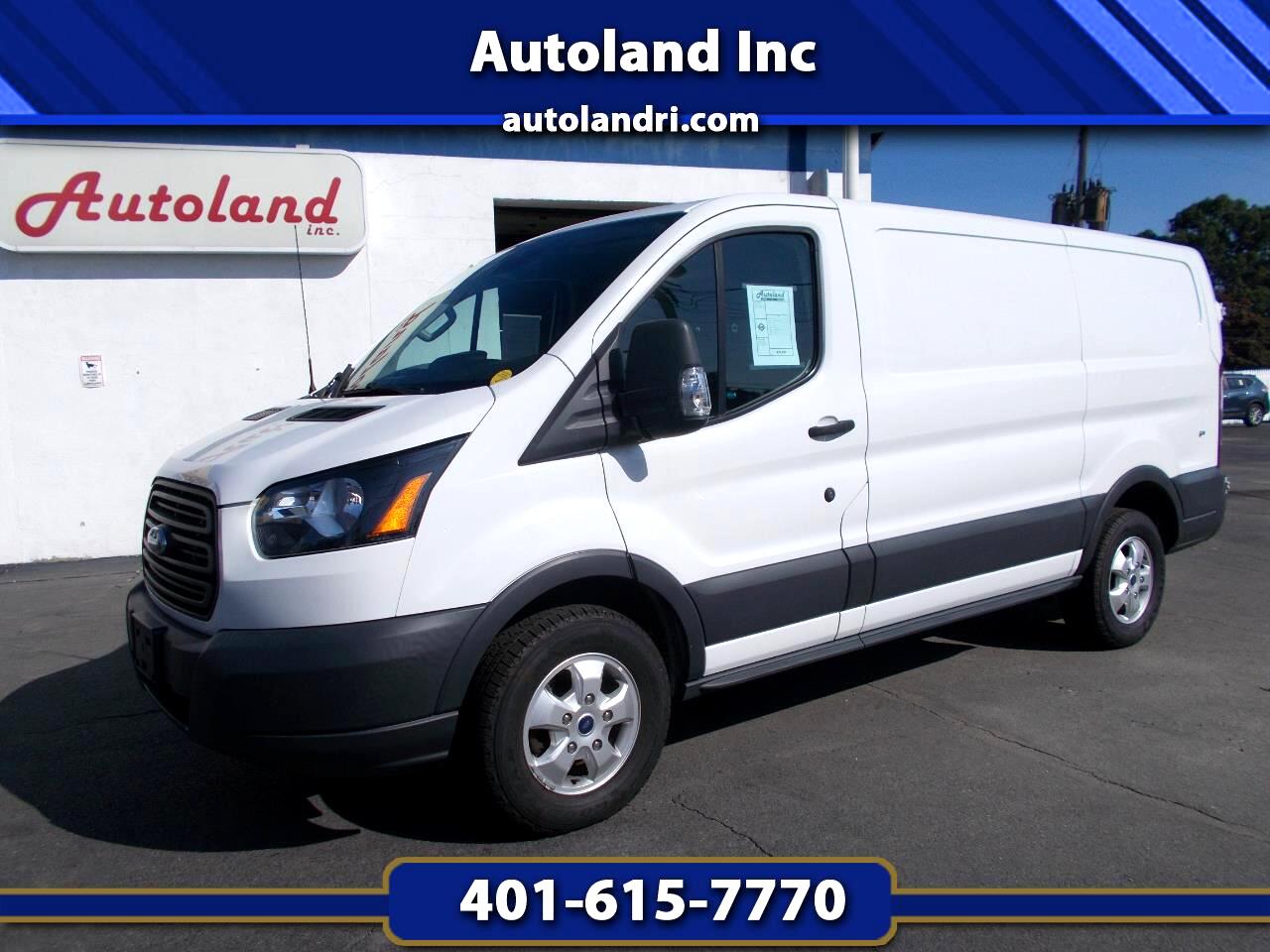Ford Transit 250 Van Low Roof w/Sliding Pass. 130-in. WB 2018