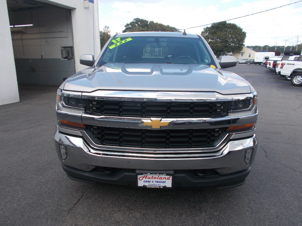 Chevrolet Silverado 1500 LT Double Cab 4WD 2017 Chevrolet Silverado 1500 LT Double Cab 4WD 2017
