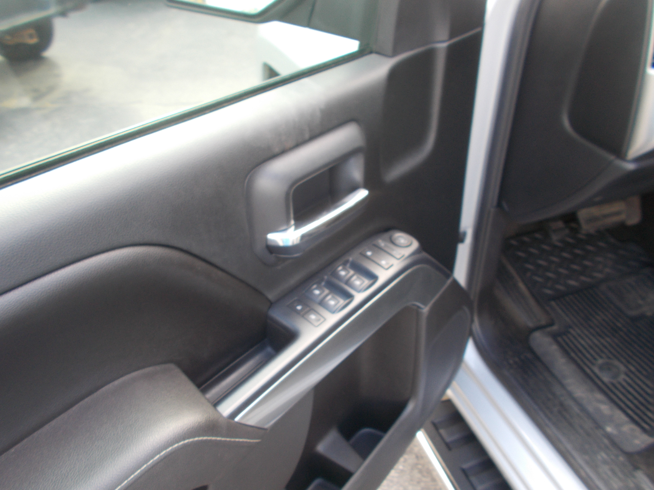 Chevrolet Silverado 1500 LT Double Cab 4WD 2017 Chevrolet Silverado 1500 LT Double Cab 4WD 2017