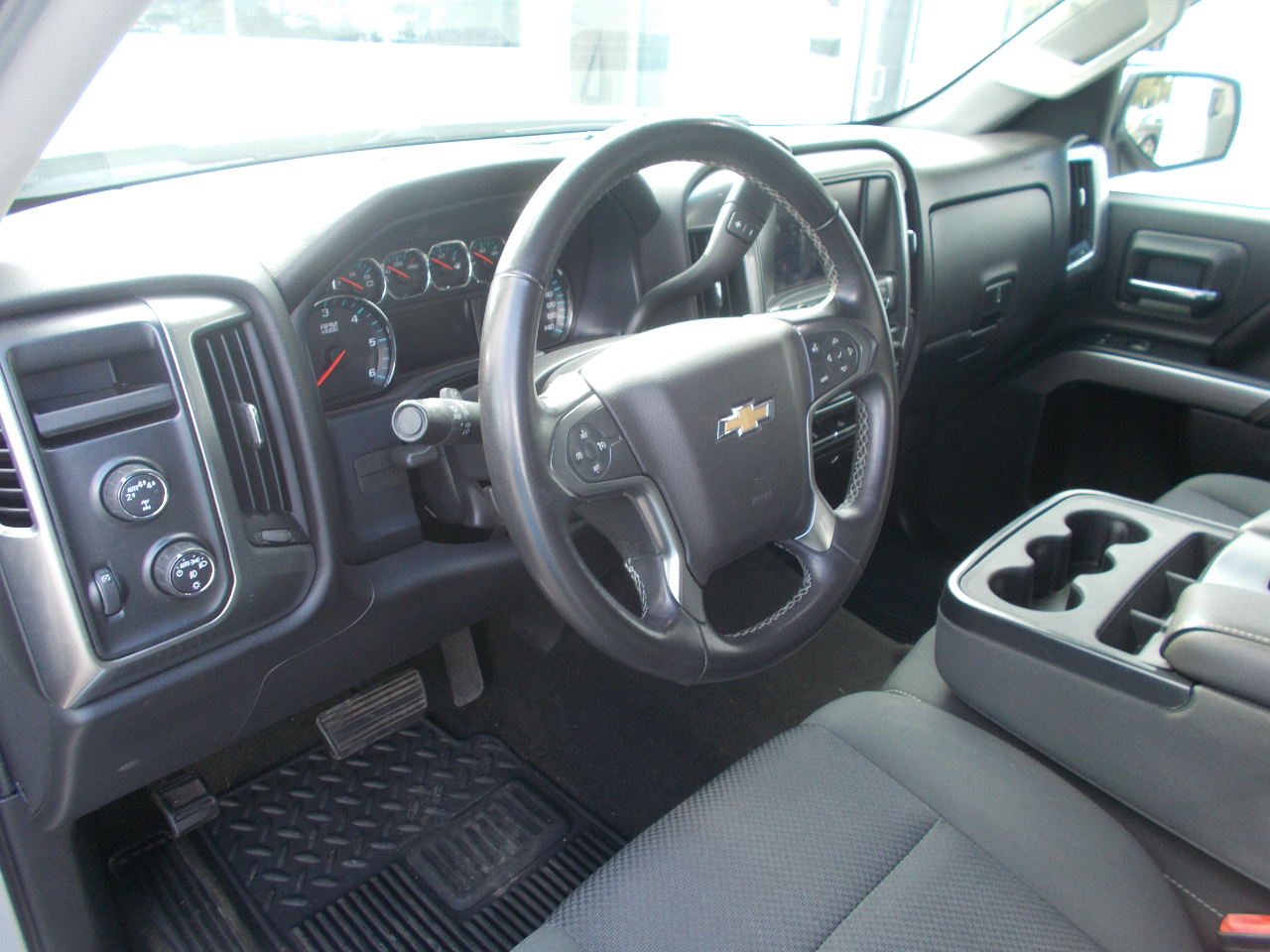 Chevrolet Silverado 1500 LT Double Cab 4WD 2017 Chevrolet Silverado 1500 LT Double Cab 4WD 2017