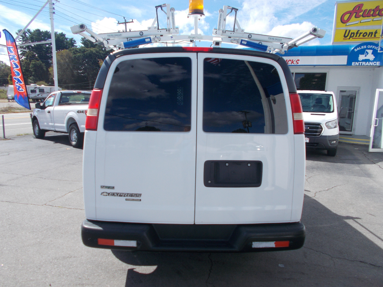 2011 Chevrolet Express Cargo photo 4