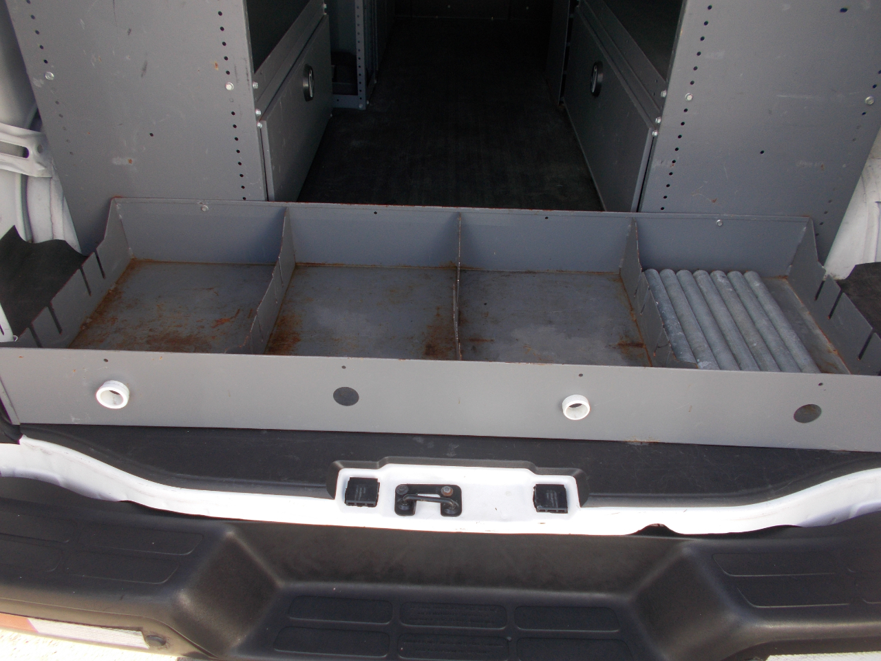 2011 Chevrolet Express Cargo photo 12