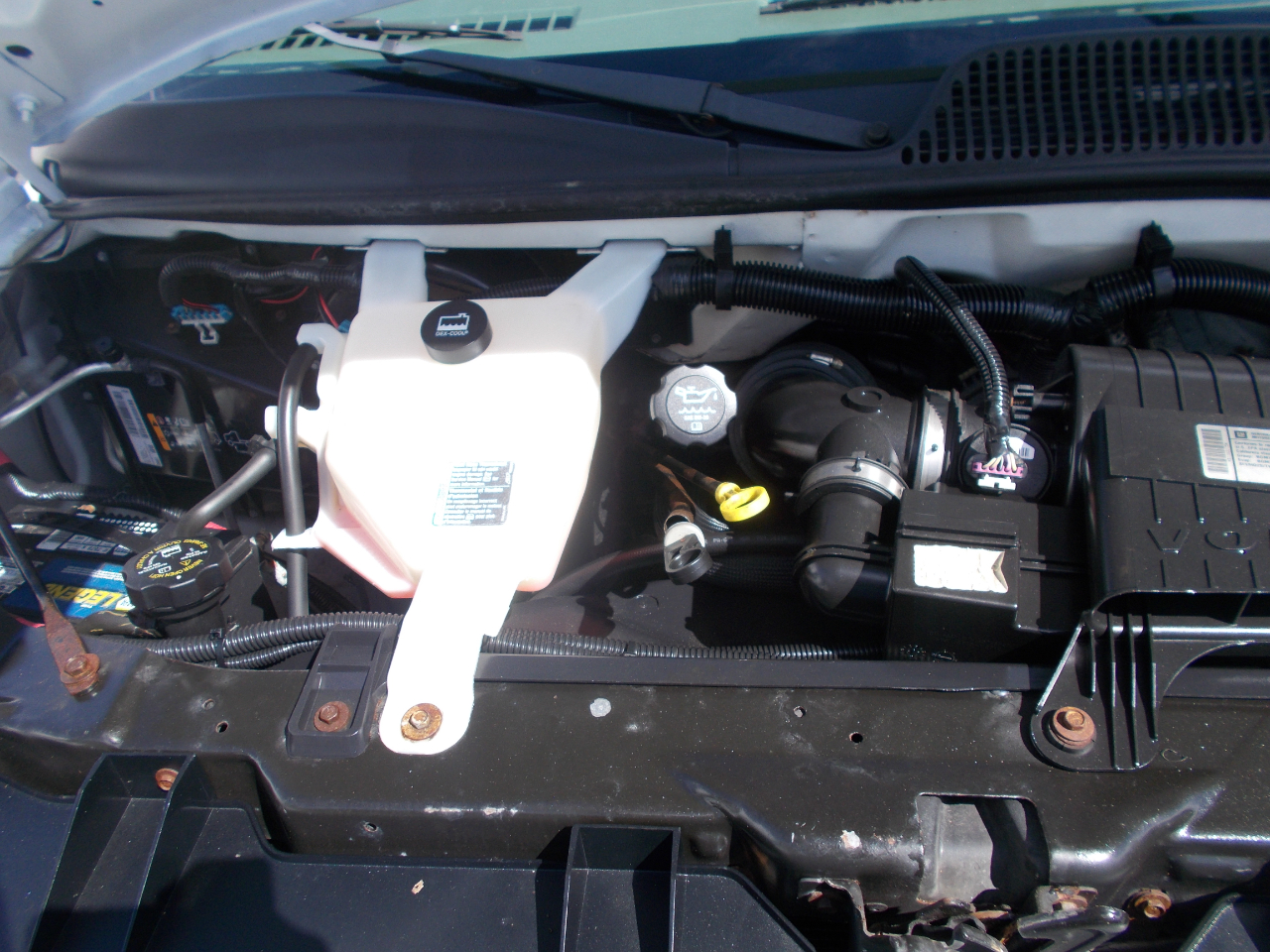 2011 Chevrolet Express Cargo photo 16