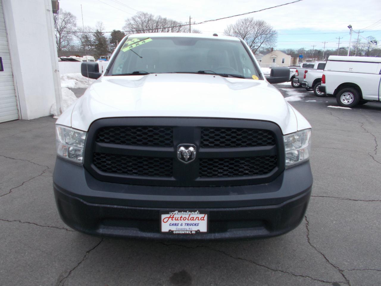 RAM 1500 Classic Tradesman Regular Cab SWB 4WD 2022