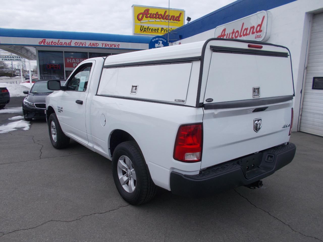 RAM 1500 Classic Tradesman Regular Cab SWB 4WD 2022