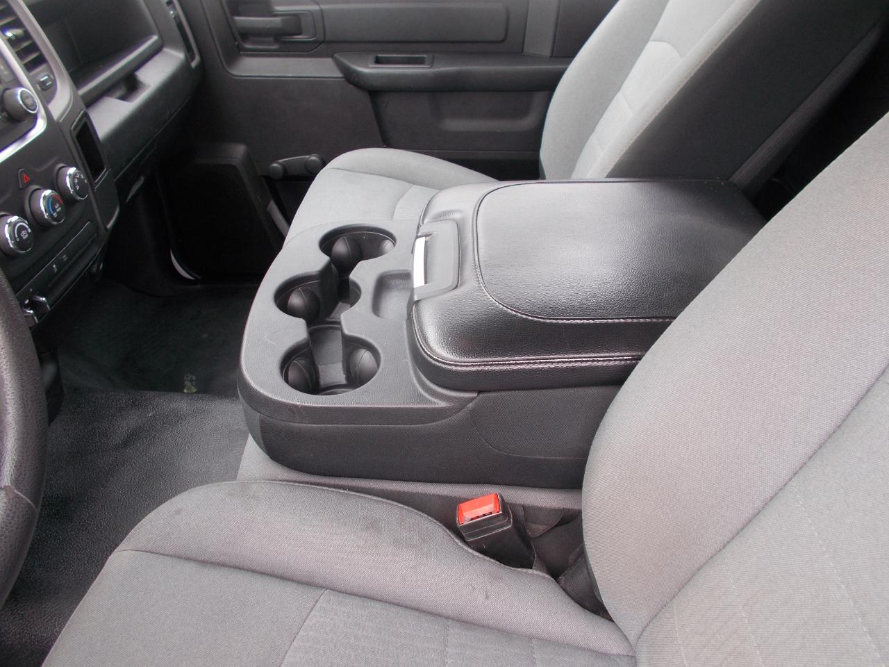 RAM 1500 Classic Tradesman Regular Cab SWB 4WD 2022