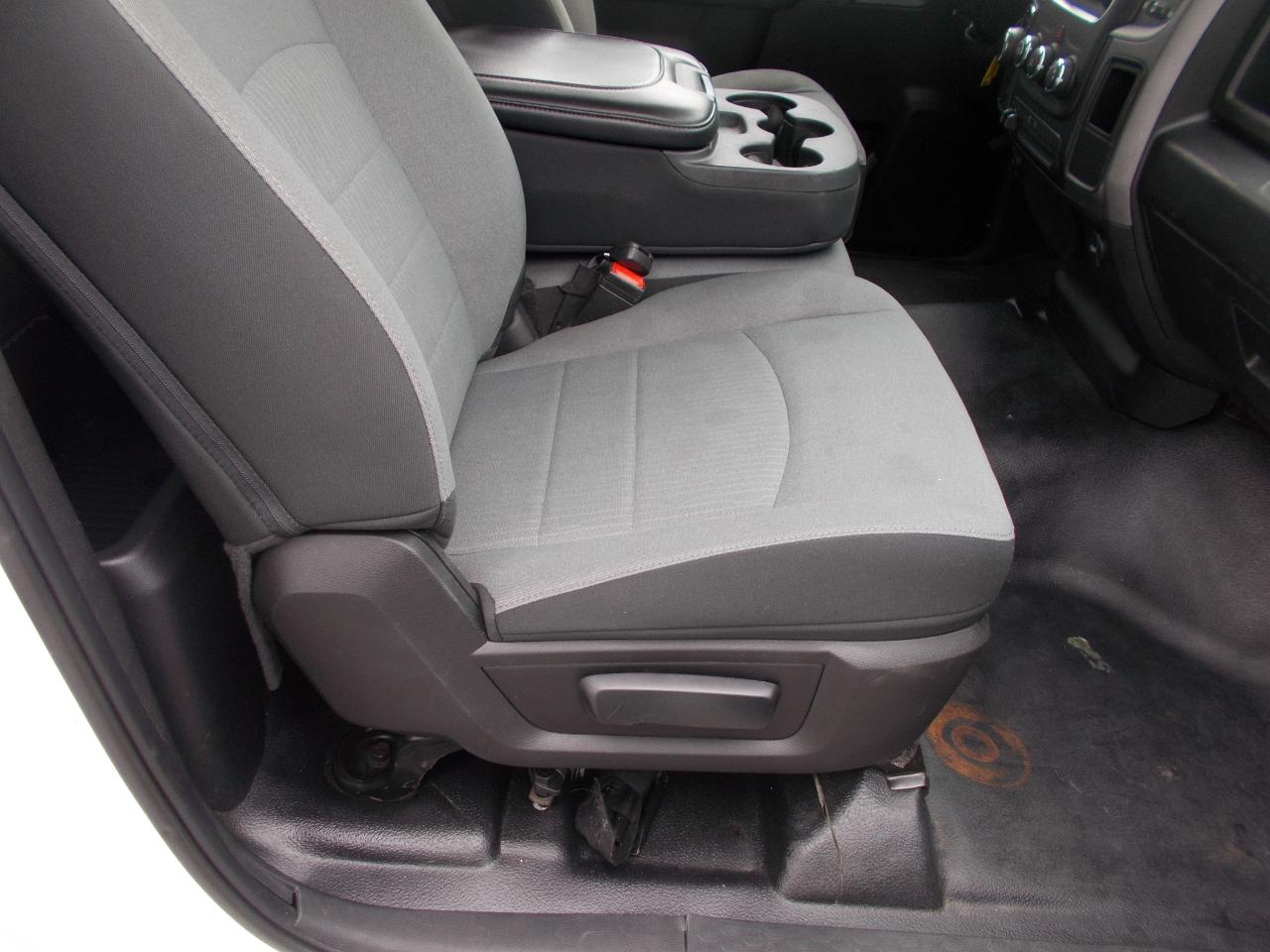 RAM 1500 Classic Tradesman Regular Cab SWB 4WD 2022