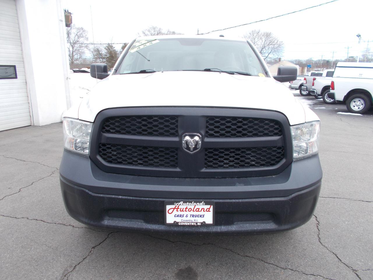 RAM 1500 Classic Tradesman Regular Cab SWB 4WD 2022