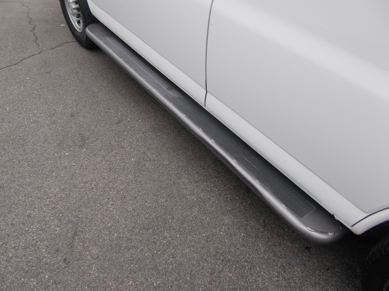 2018 Chevrolet Express 2500 Cargo photo 4