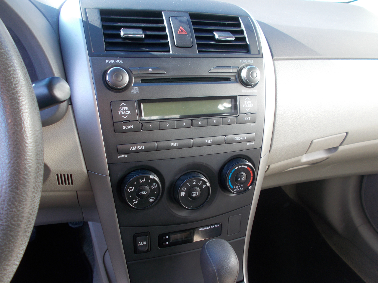 Toyota Corolla  2010