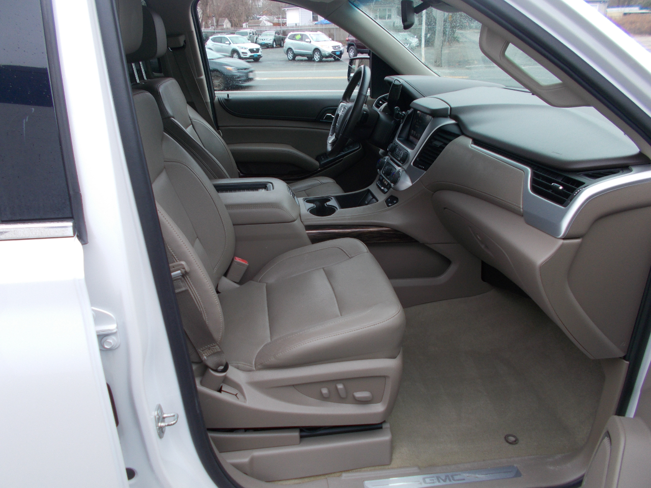 GMC Yukon SLT 4WD 2016