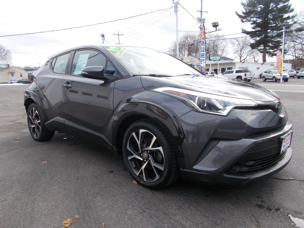 Toyota C-HR LE 2019