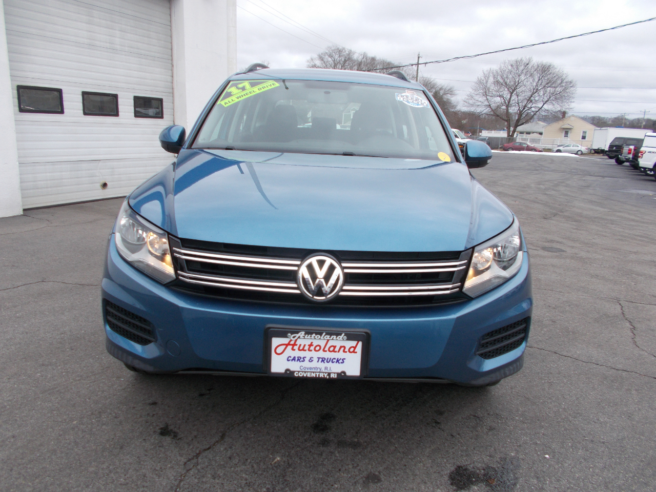 Volkswagen Tiguan S 4Motion 2017