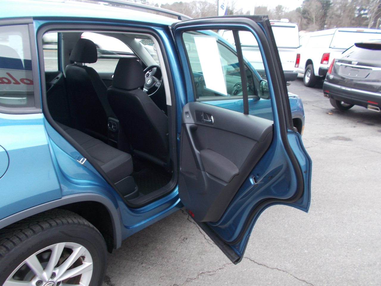 Volkswagen Tiguan S 4Motion 2017