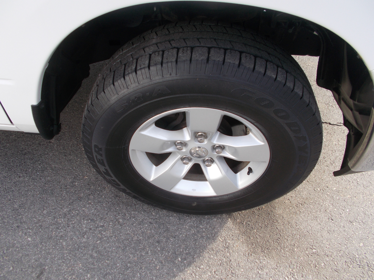 RAM 1500 Classic Tradesman Quad Cab 4WD 2020