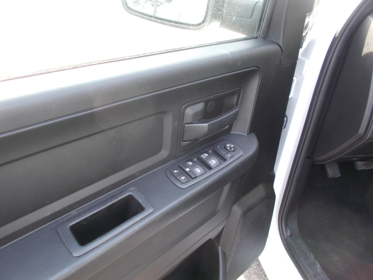 RAM 1500 Classic Tradesman Quad Cab 4WD 2020