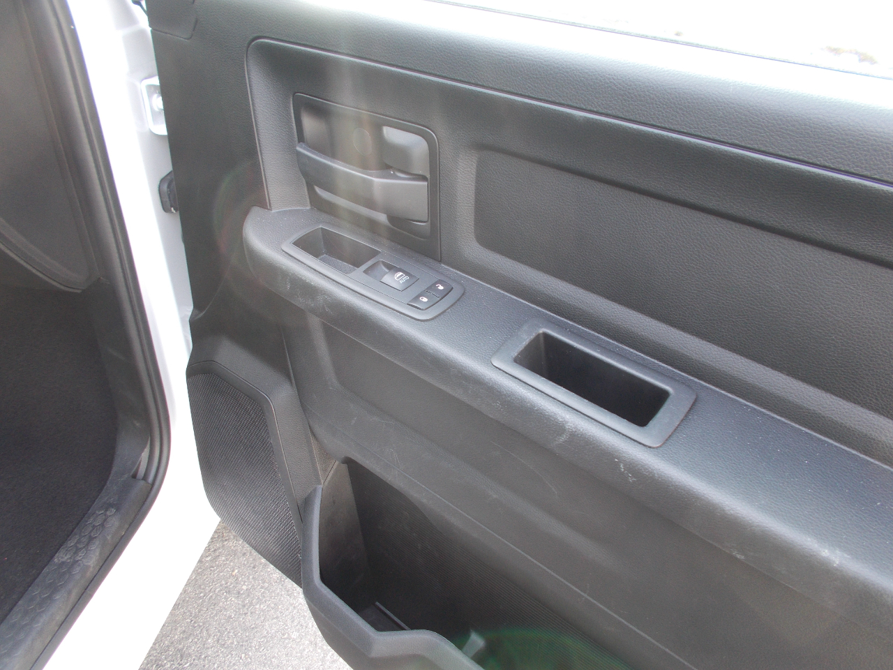 RAM 1500 Classic Tradesman Quad Cab 4WD 2020