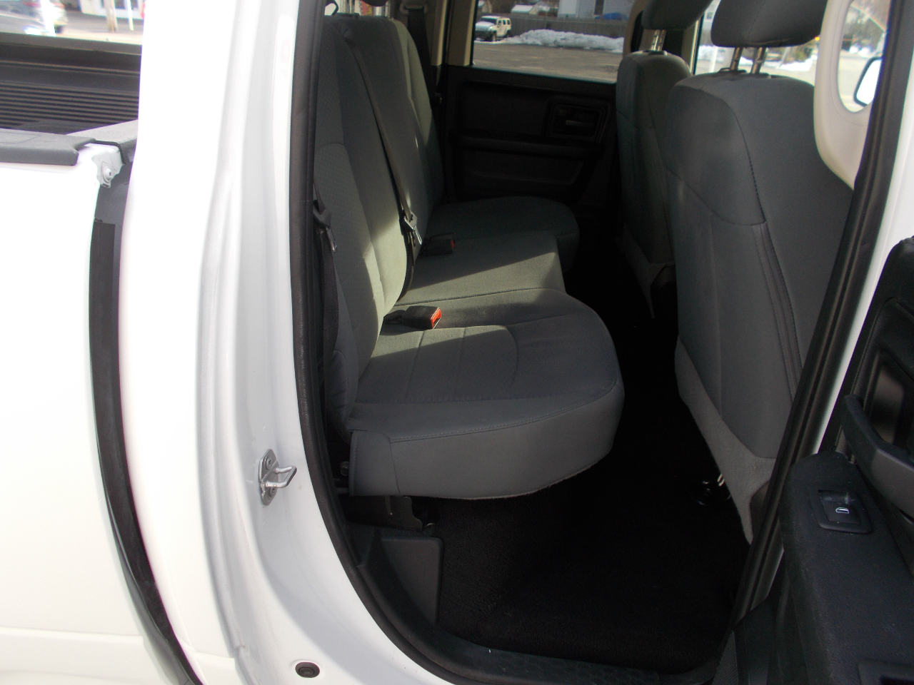 RAM 1500 Classic Tradesman Quad Cab 4WD 2020