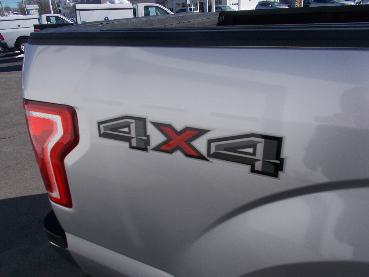 Ford F-150 XLT SuperCab 6.5-ft. Bed 4WD 2017