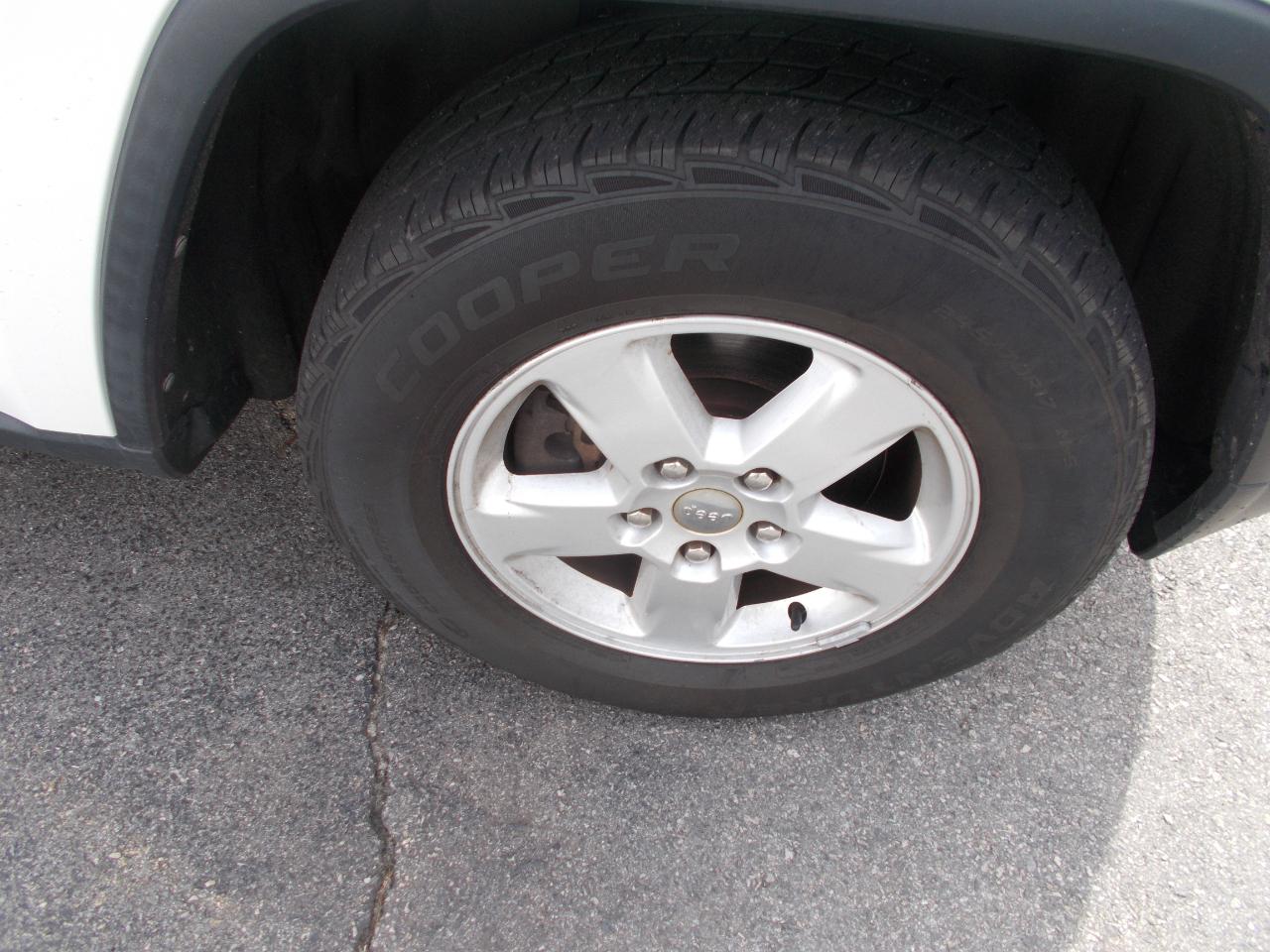 Jeep Grand Cherokee Laredo 4WD 2013