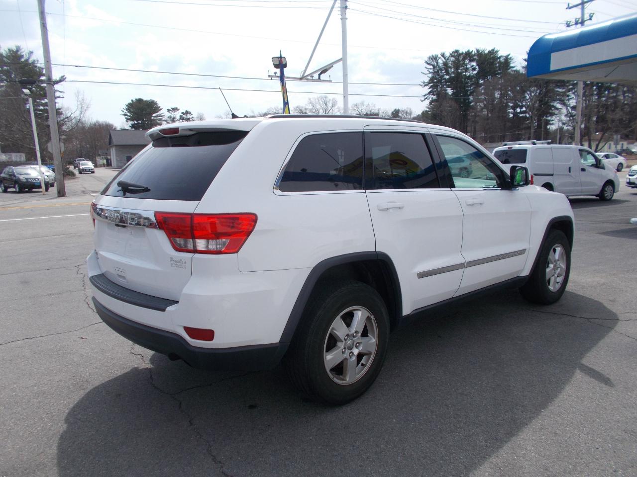 Jeep Grand Cherokee Laredo 4WD 2013