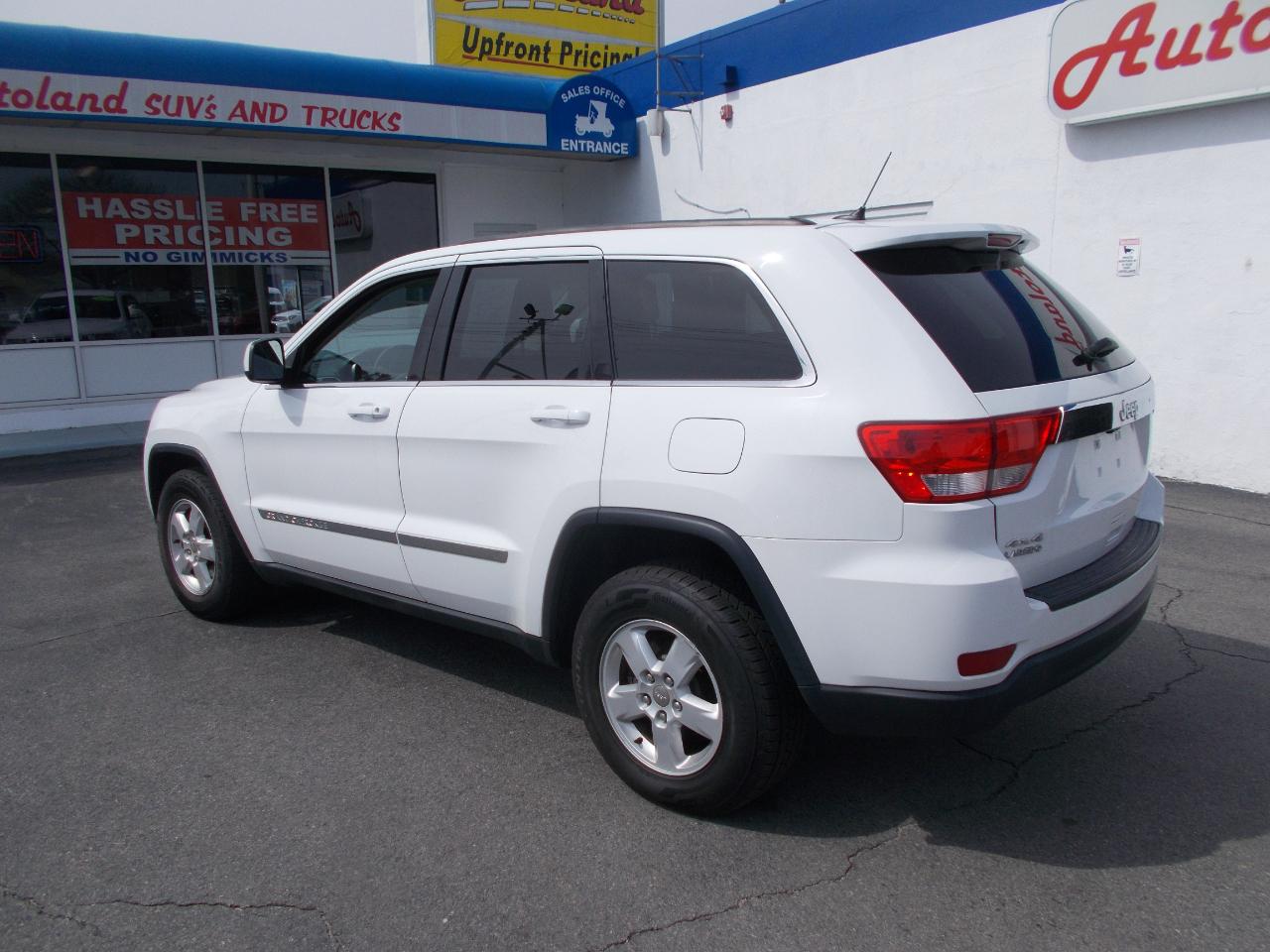 Jeep Grand Cherokee Laredo 4WD 2013