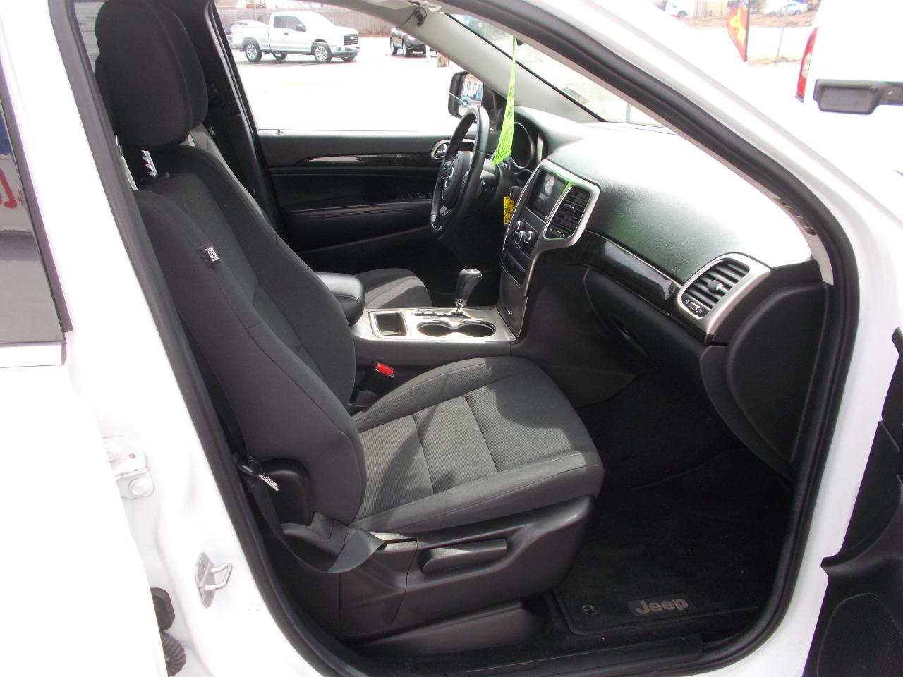 Jeep Grand Cherokee Laredo 4WD 2013