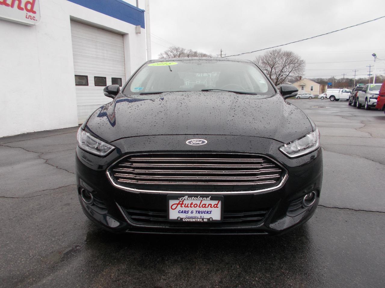 Ford Fusion SE 2015