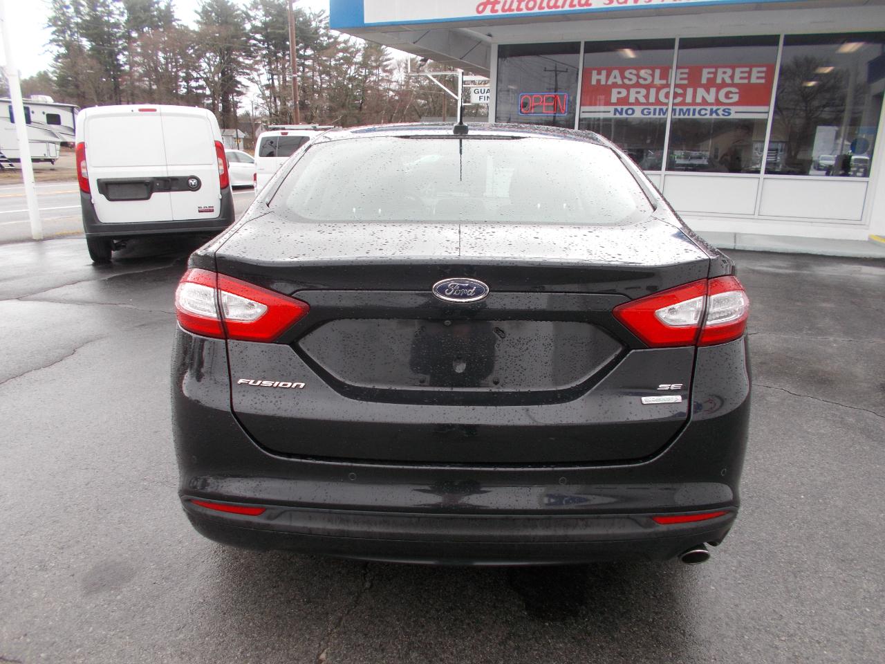 Ford Fusion SE 2015
