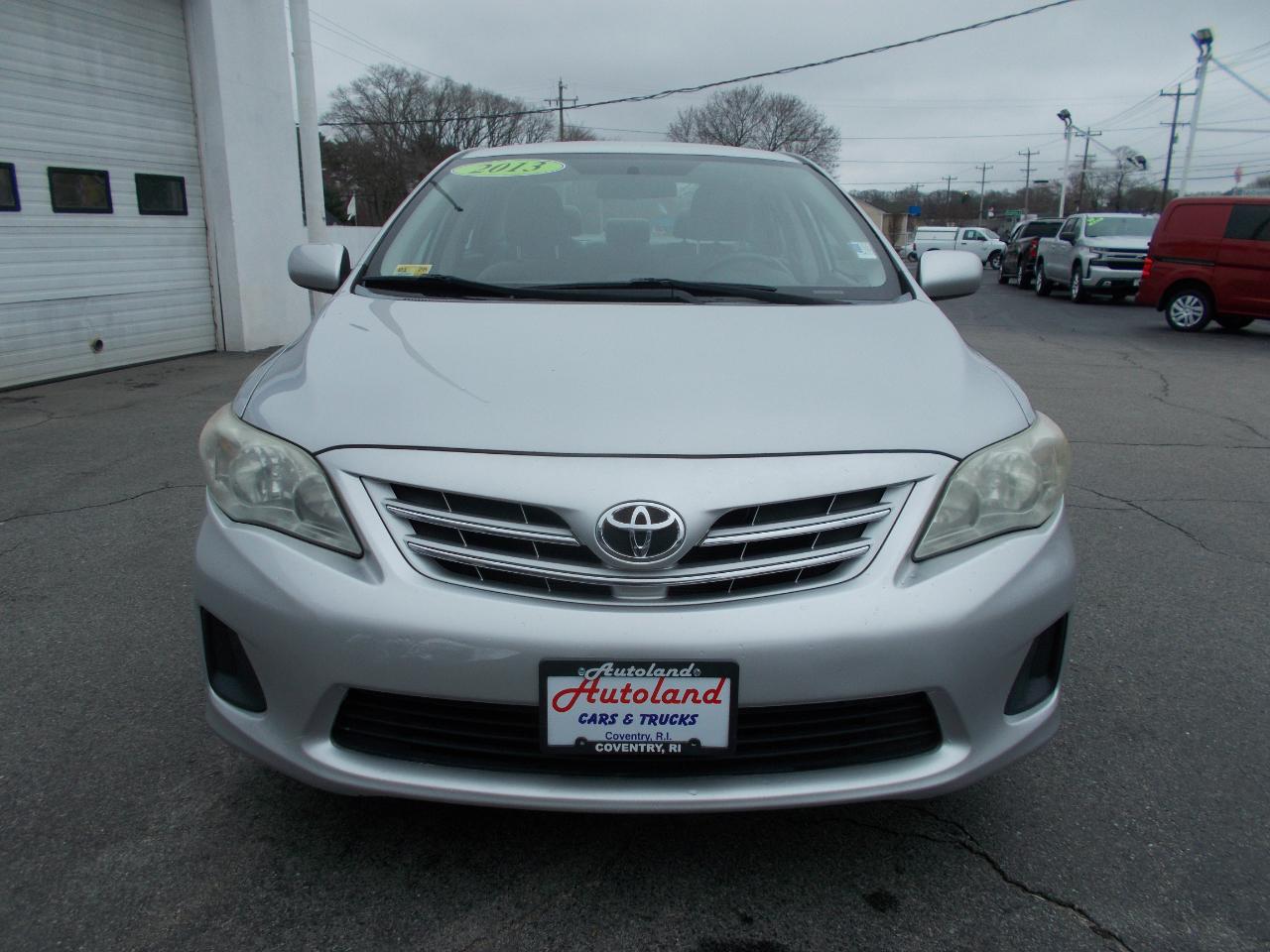 Toyota Corolla 4dr Sdn Auto LE Special Edition (Natl) 2013