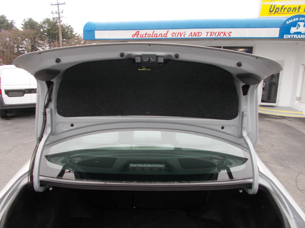 Toyota Corolla 4dr Sdn Auto LE Special Edition (Natl) 2013