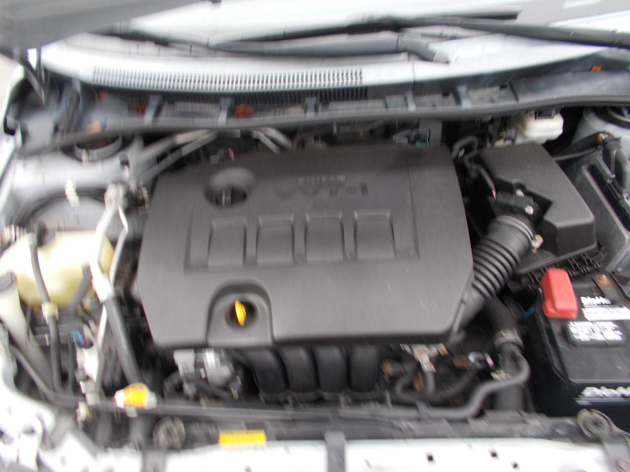 Toyota Corolla 4dr Sdn Auto LE Special Edition (Natl) 2013