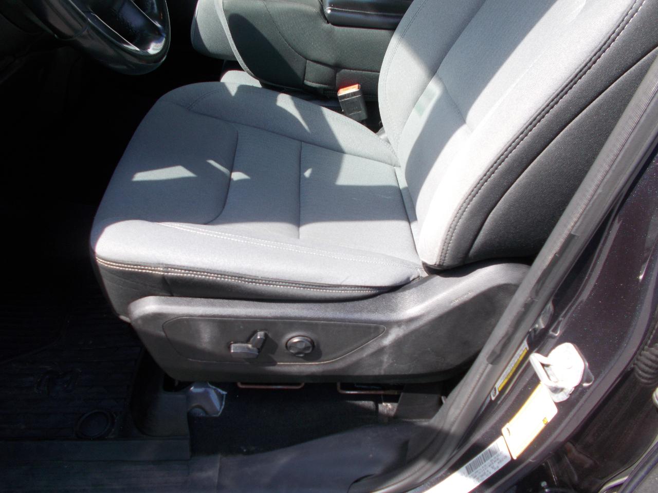 RAM 1500 Big Horn/Lone Star 4x4 Crew Cab 5'7" Box 2019