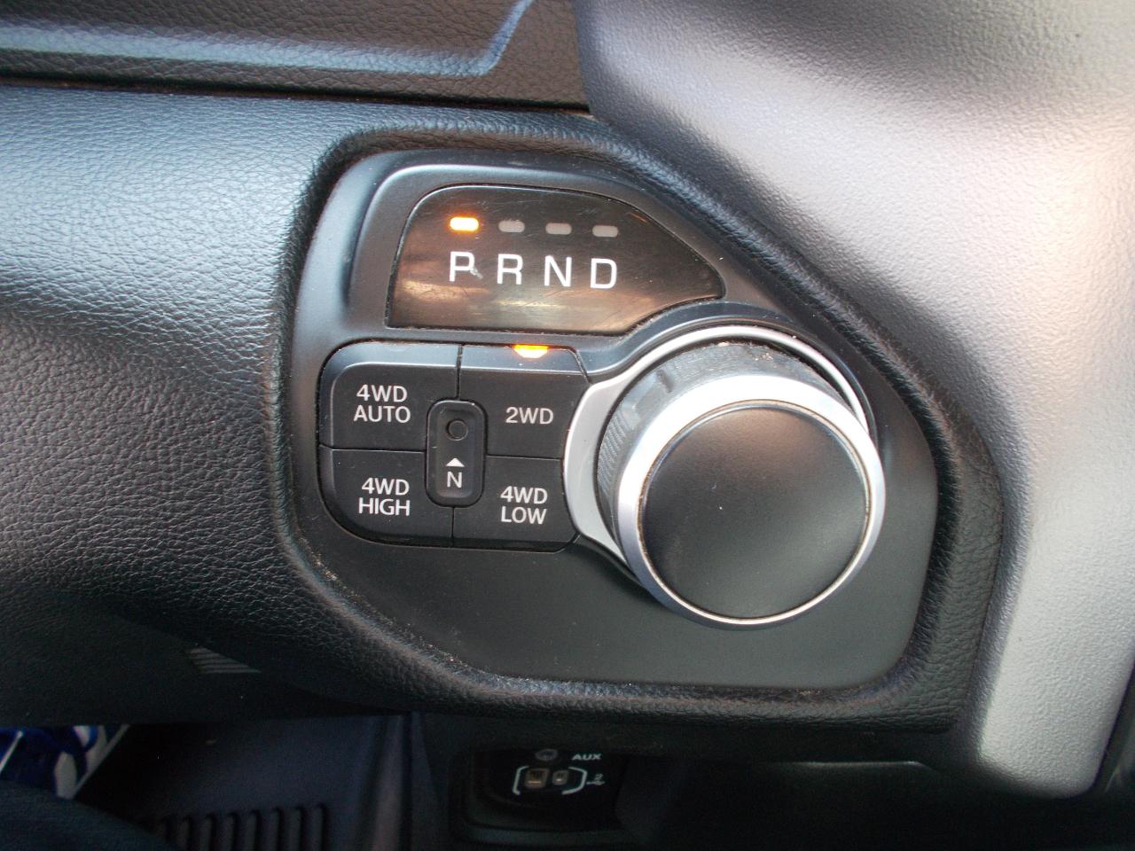 RAM 1500 Big Horn/Lone Star 4x4 Crew Cab 5'7" Box 2019