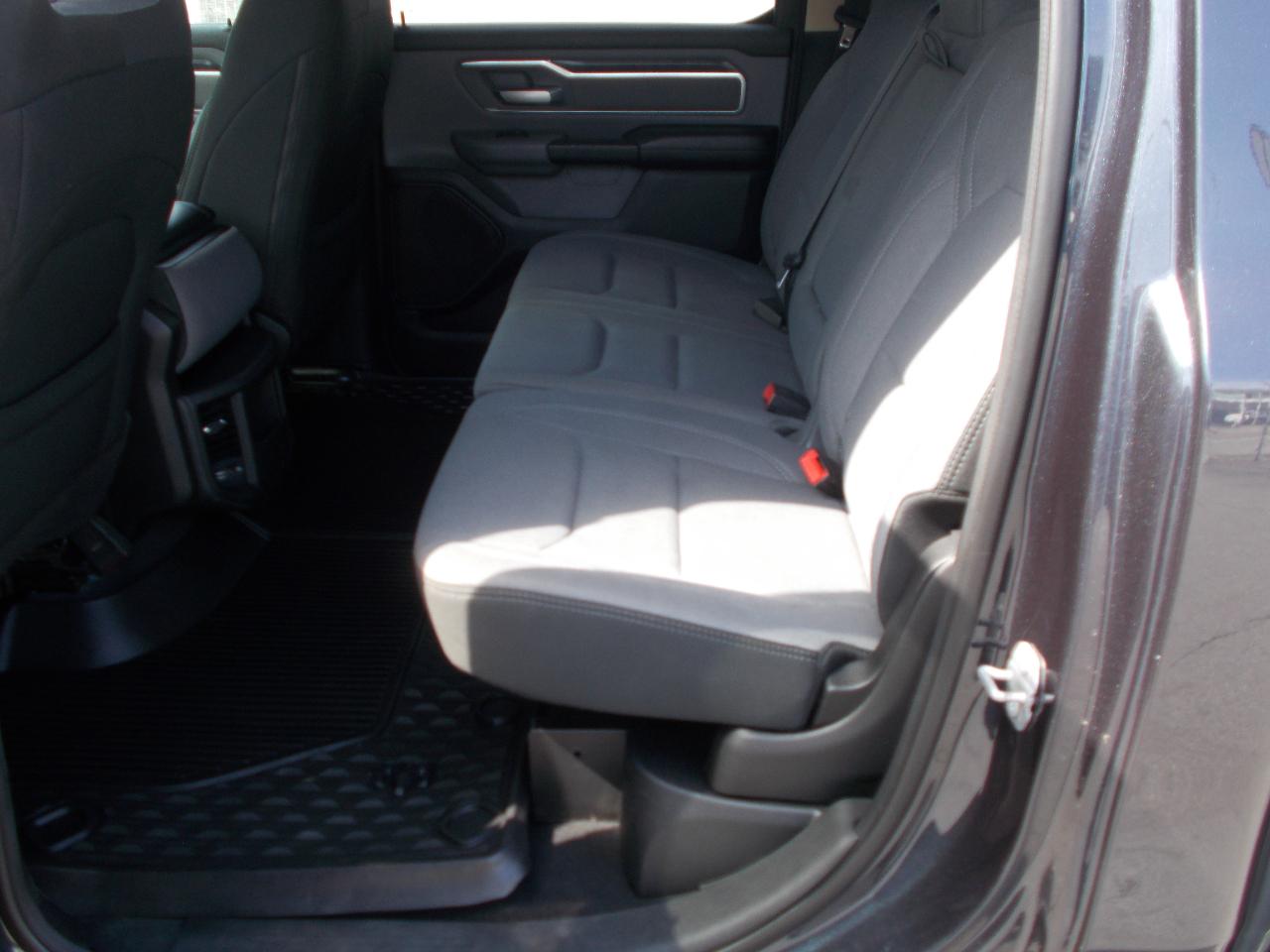 RAM 1500 Big Horn/Lone Star 4x4 Crew Cab 5'7" Box 2019