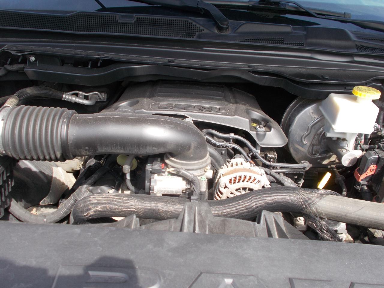 RAM 1500 Big Horn/Lone Star 4x4 Crew Cab 5'7" Box 2019