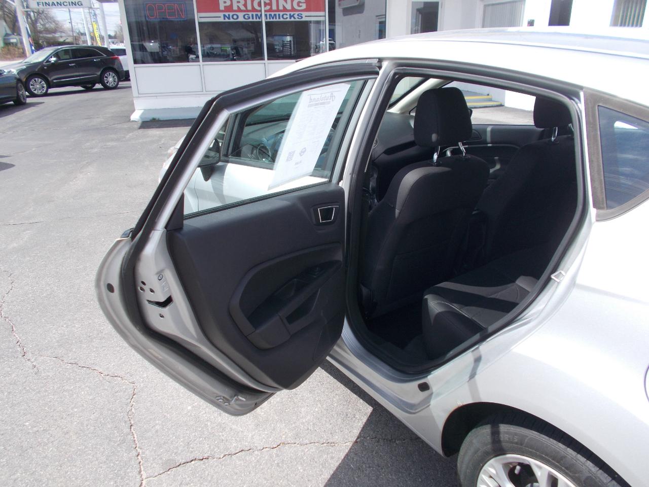 Ford Fiesta 5dr HB SE 2016