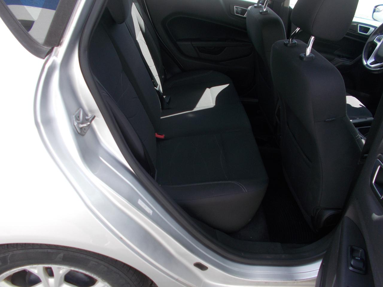 Ford Fiesta 5dr HB SE 2016